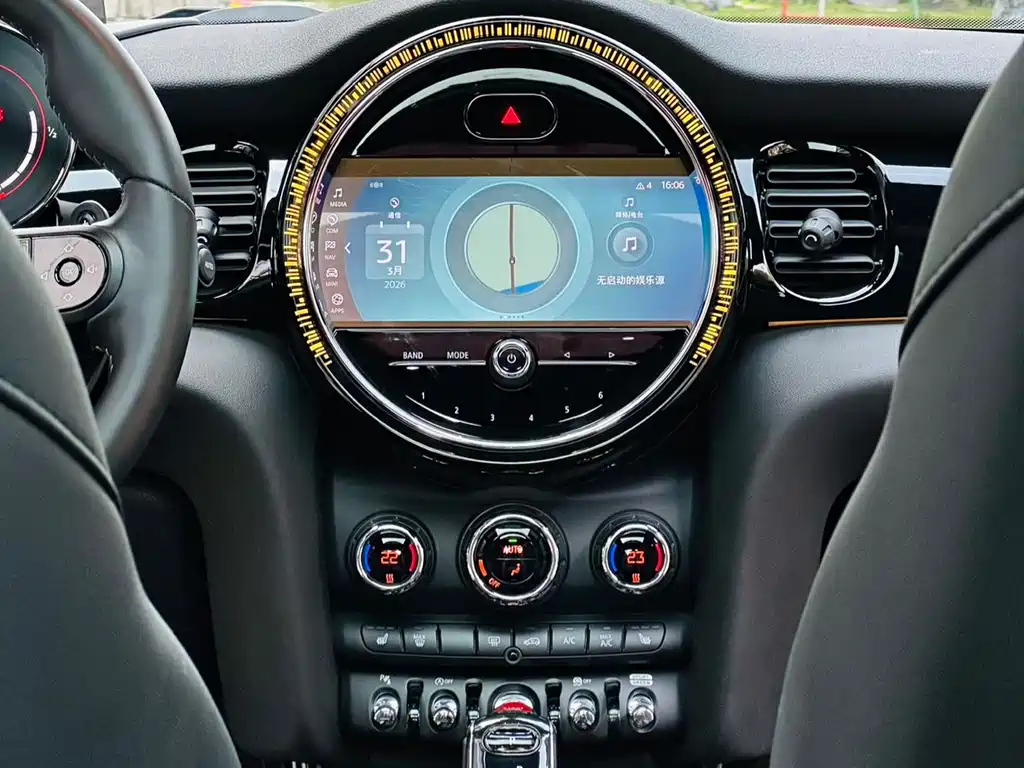 MINI JCW 2022 — фото 15