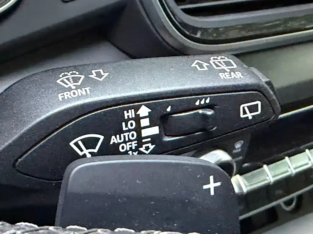 Audi Q5L 2023 — фото 14