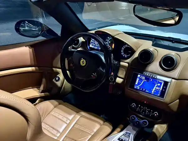 Ferrari California T 2013