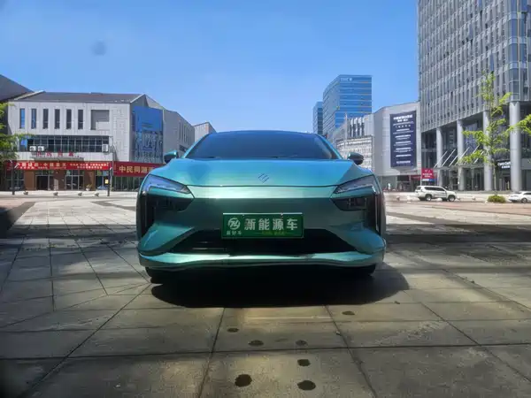 JMC Yi 2022