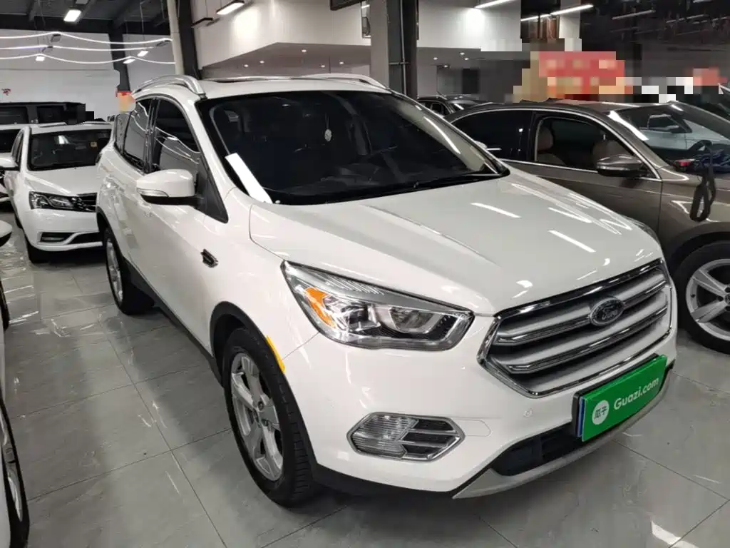 Ford Kuga 2018 — фото 22