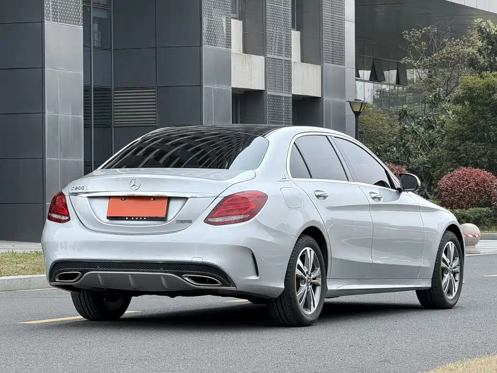Mercedes-Benz C-Class 2018