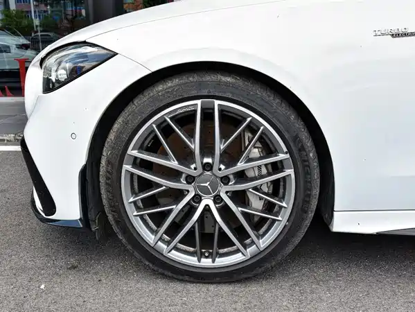 Mercedes-Benz C-Class AMG 2025