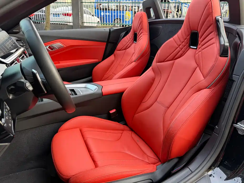 BMW Z4 2023 — фото 7