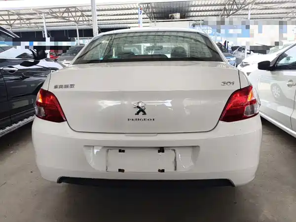 Peugeot 301 2016