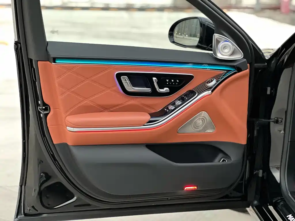 Mercedes-Benz Maybach S-Class 2022 — фото 15