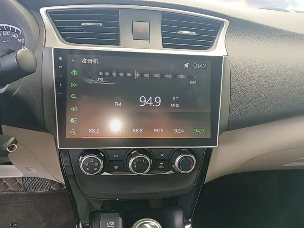 Nissan Sylphy 2017 — фото 13