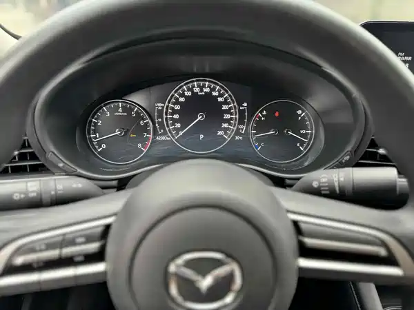 Mazda 3 Axela 2021