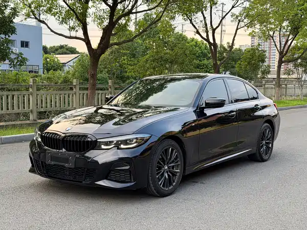 BMW 3 Series 2022
