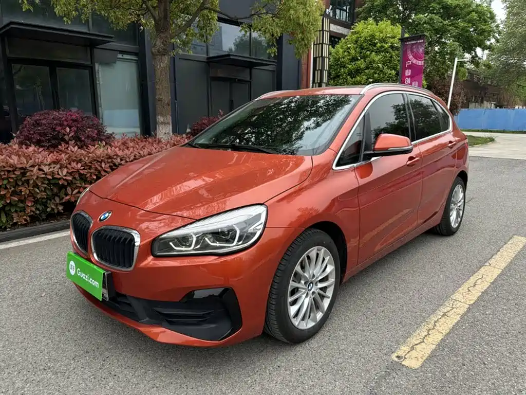 BMW 2 Series Station Wagon 2019 — фото 2