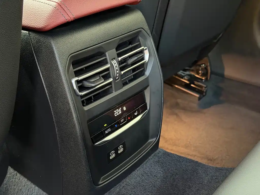 BMW 3 Series 2022 — фото 13
