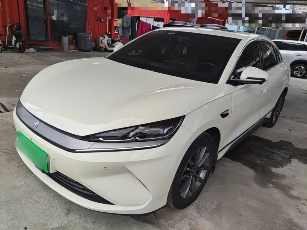 BYD Qin L 2025 — фото 2