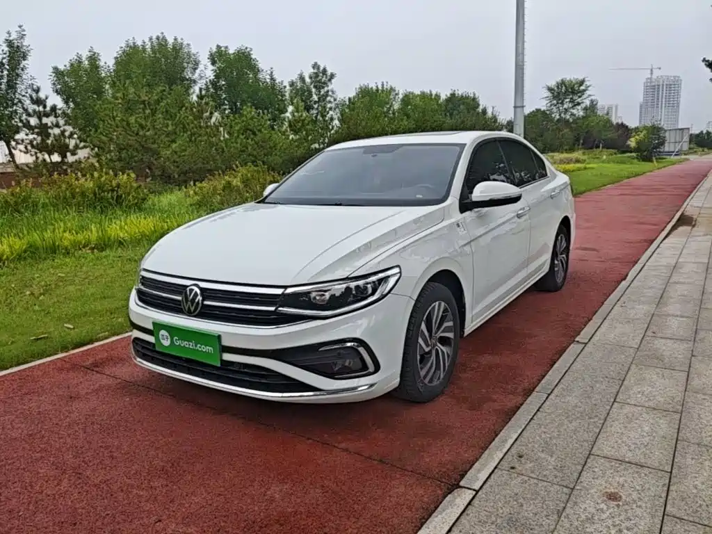 Volkswagen Bora 2023