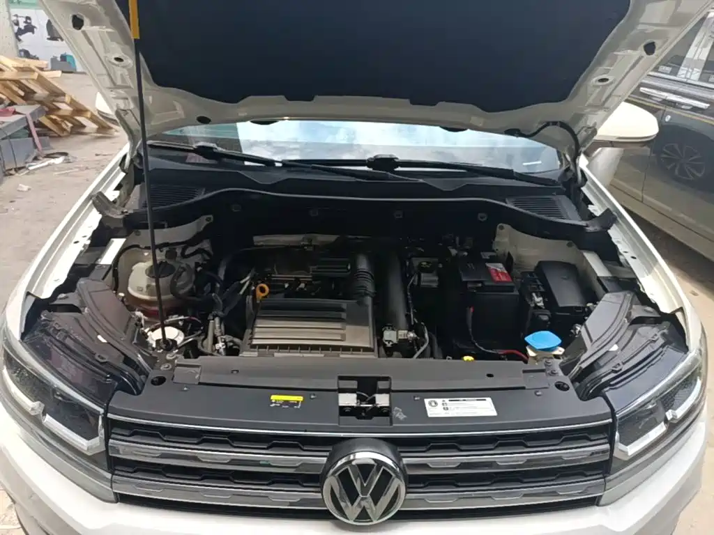 Volkswagen Tharu 2018 — фото 20