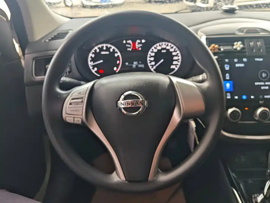 Nissan Tiida 2021 — фото 15