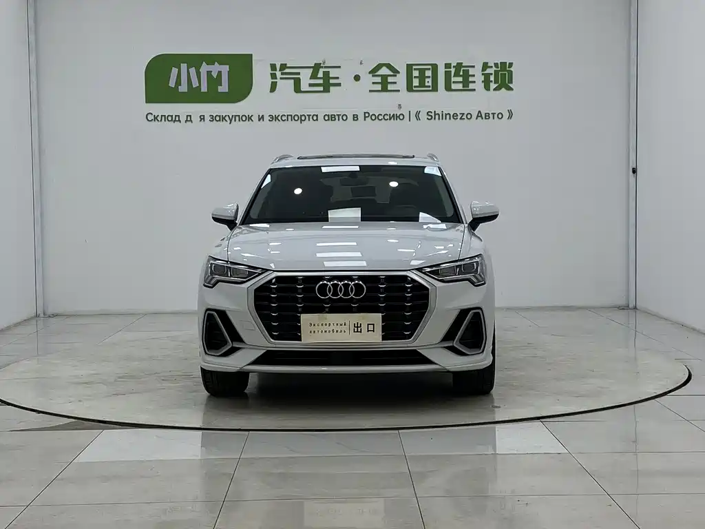 Audi Q3 2022 — фото 2