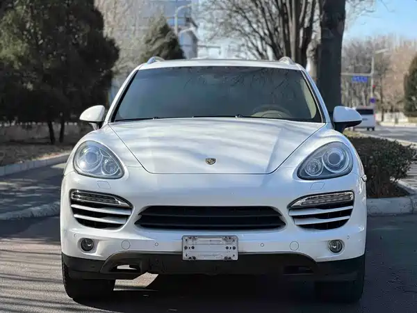 Porsche Cayenne 2011