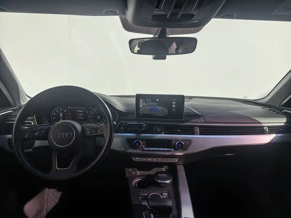 Audi A4L 2019