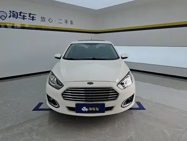 Ford Escort 2017
