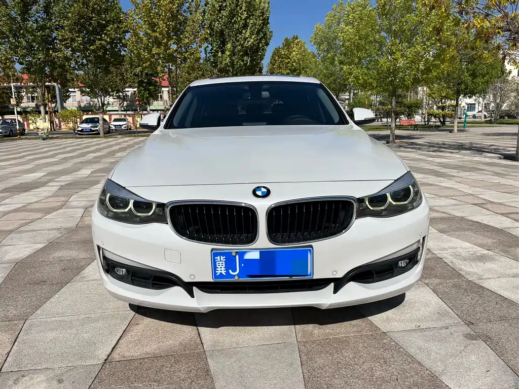 BMW 3 Series GT 2018 — фото 1