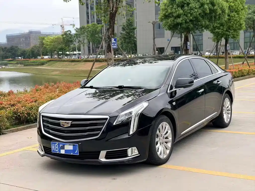 Cadillac XTS 2019 — фото 1