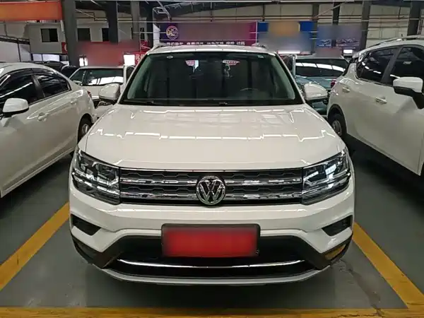 Volkswagen Tharu 2020