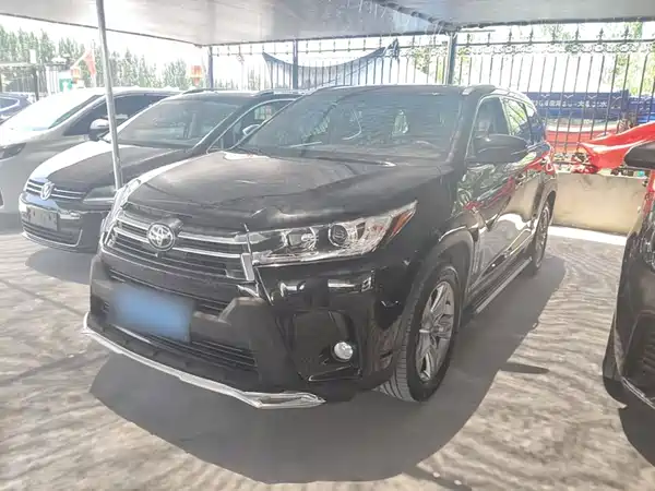 Toyota Highlander 2021