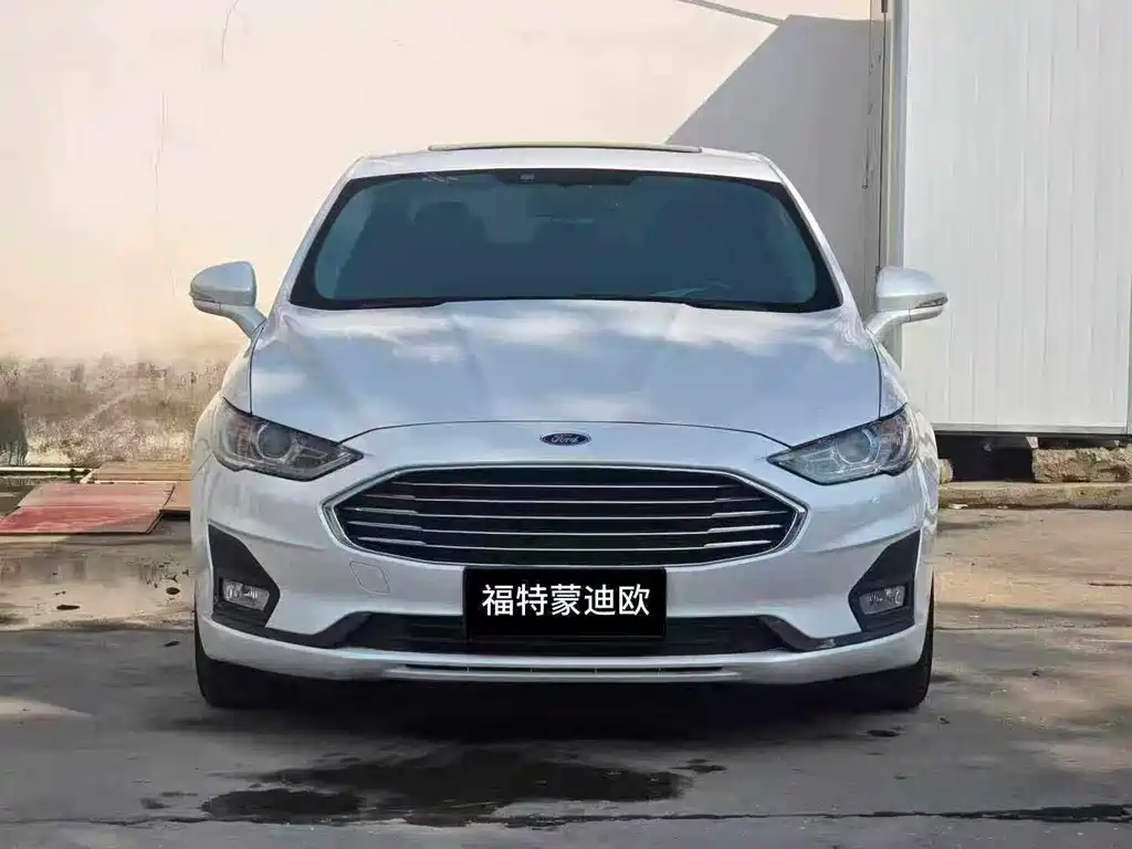 Ford Mondeo 2020 — фото 2