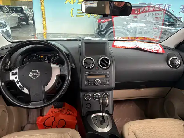 Nissan Qashqai 2012