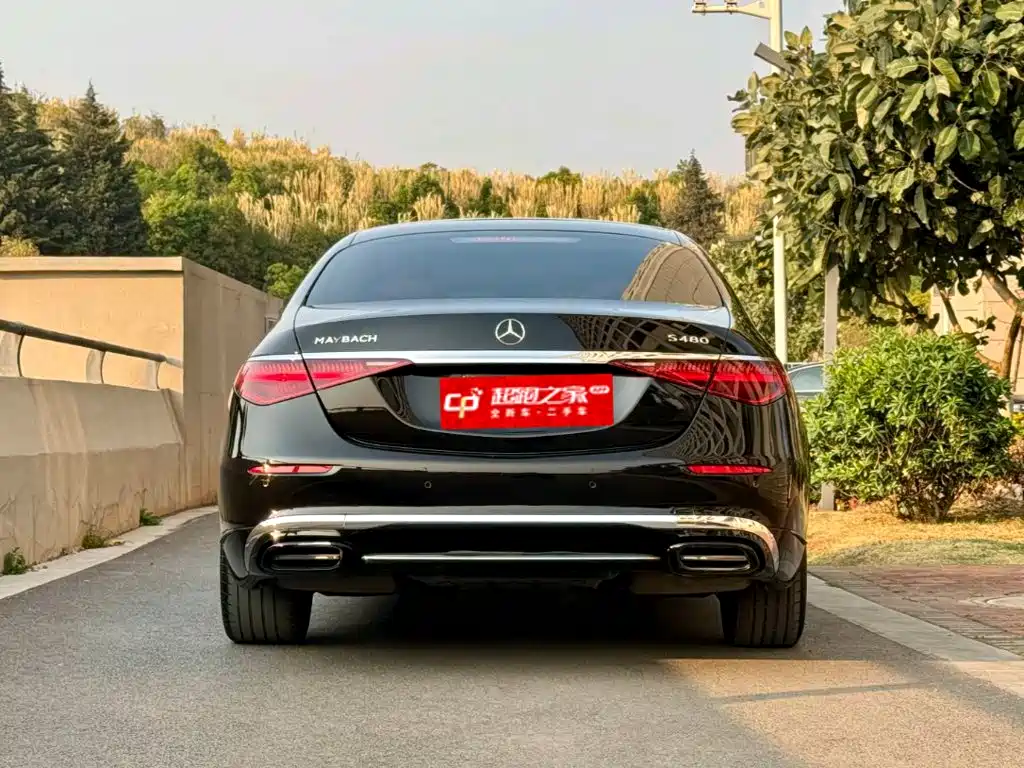 Mercedes-Benz Maybach S-Class 2023 — фото 15