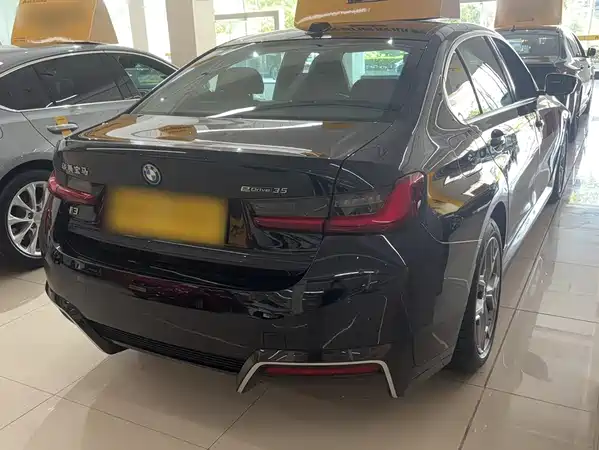 BMW i3 2022