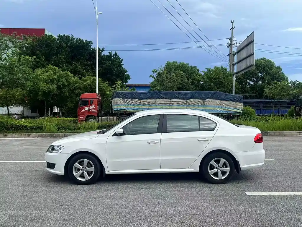 Volkswagen Lavida 2016