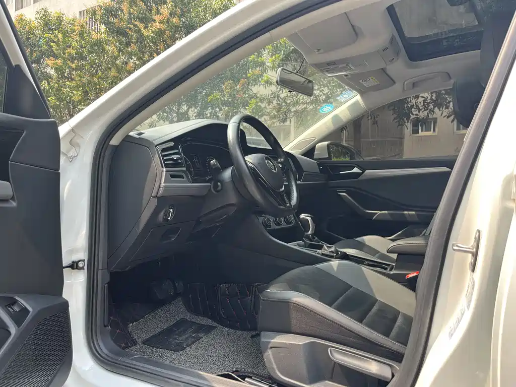 Volkswagen Sagitar 2020 — фото 8