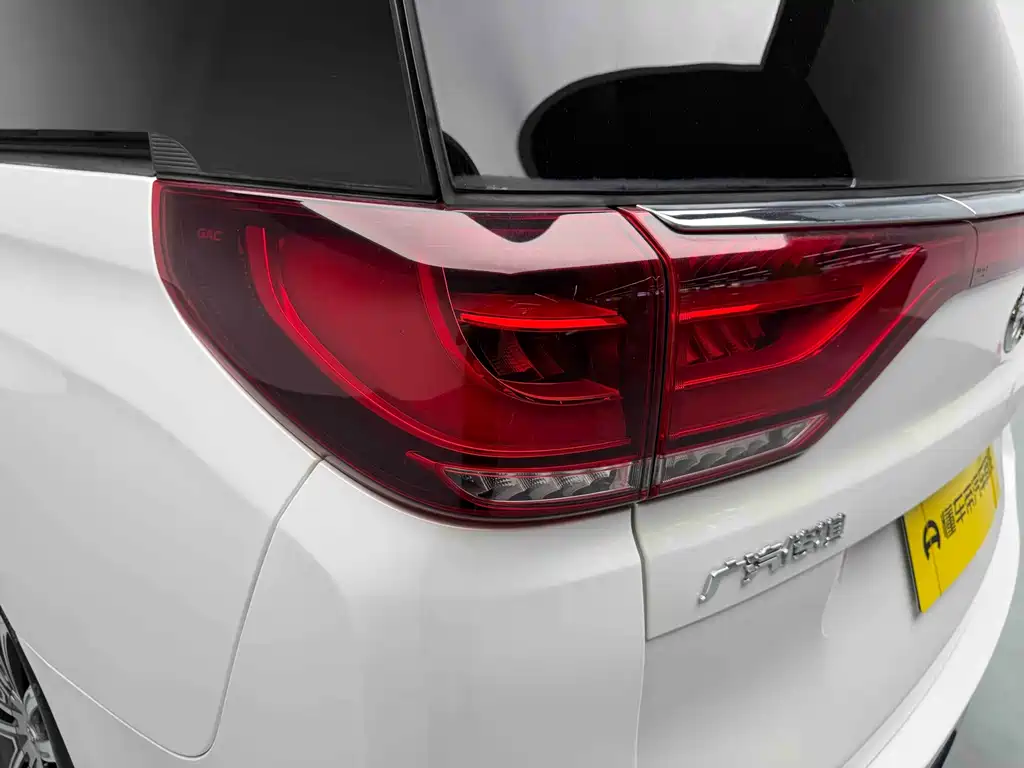GAC Trumpchi M8 2022 — фото 7