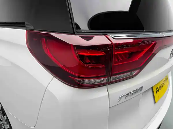 GAC Trumpchi M8 2022