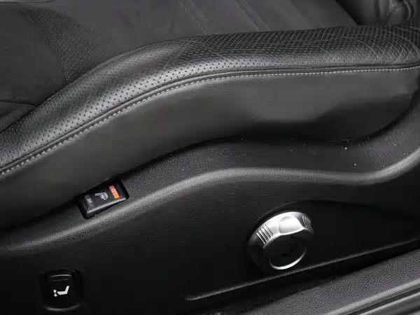 Nissan GT-R 2012