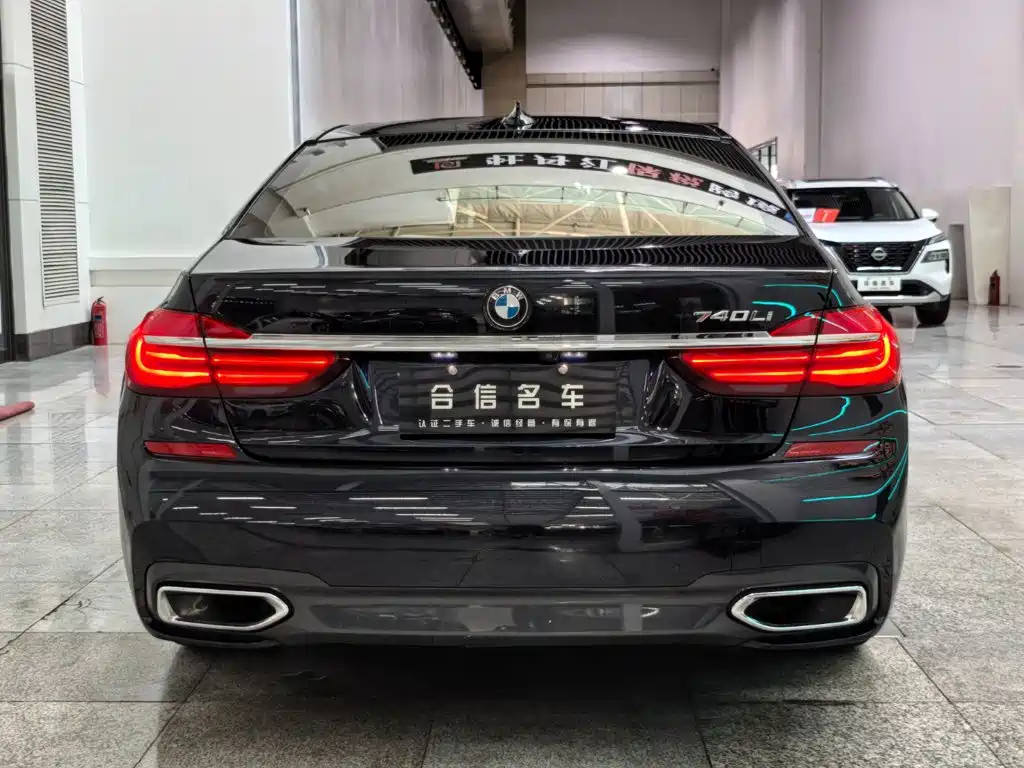 BMW 7 Series 2018 — фото 5