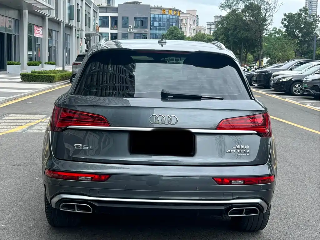 Audi Q5L 2022 — фото 5