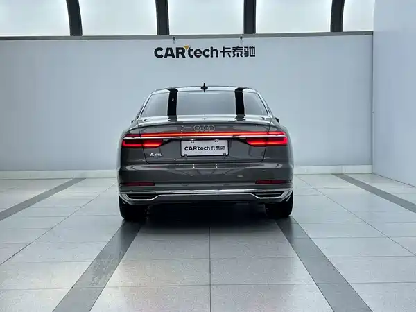 Audi A8 2021