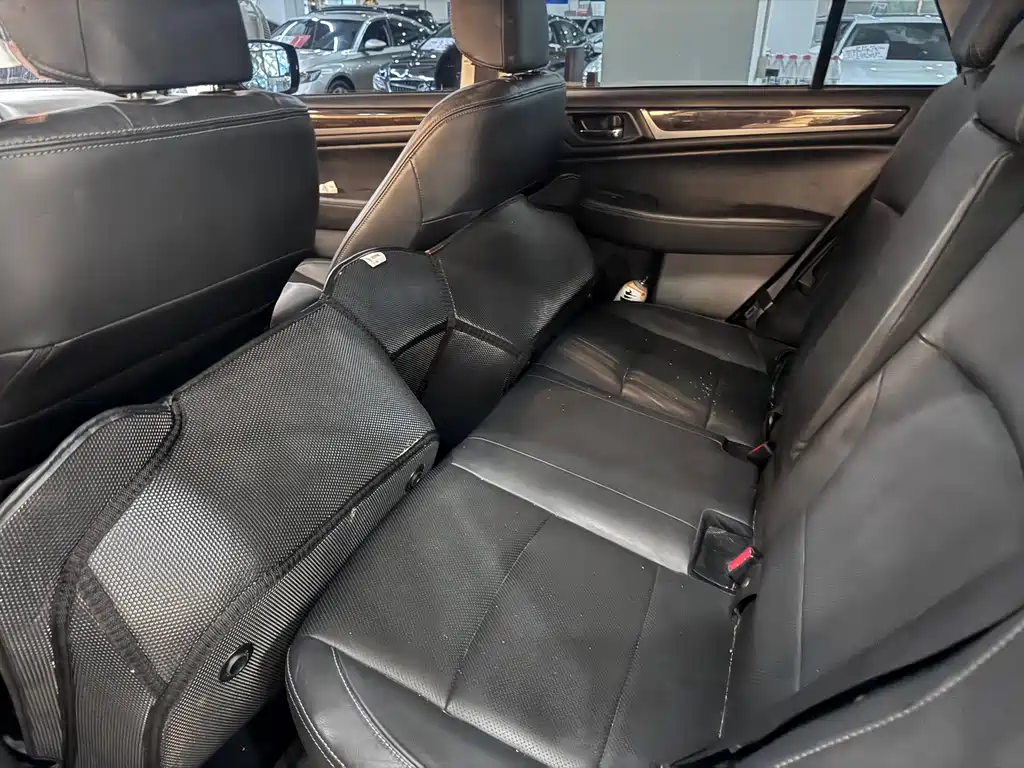 Subaru Outback 2015 — фото 8