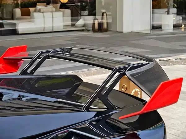 Lamborghini Huracan 2021