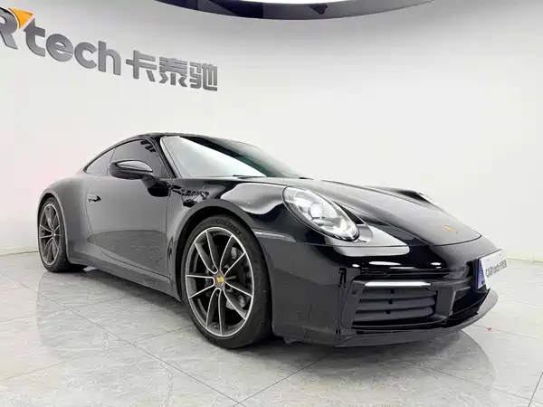 Porsche 911 2023