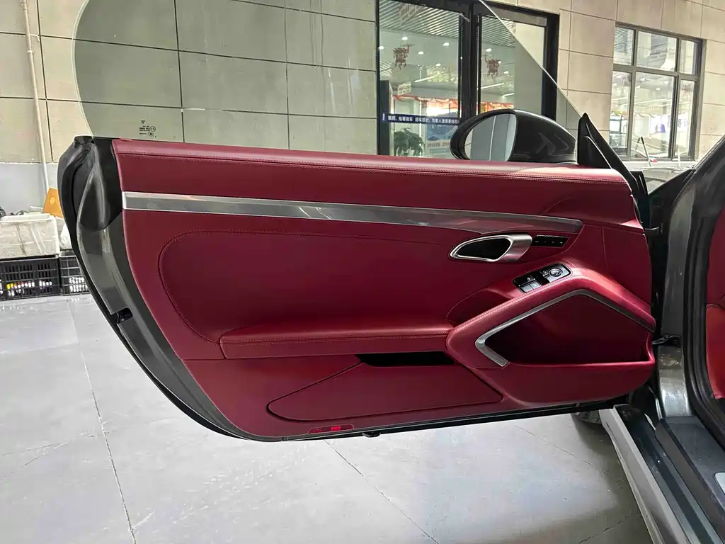 Porsche 718 2023 — фото 5