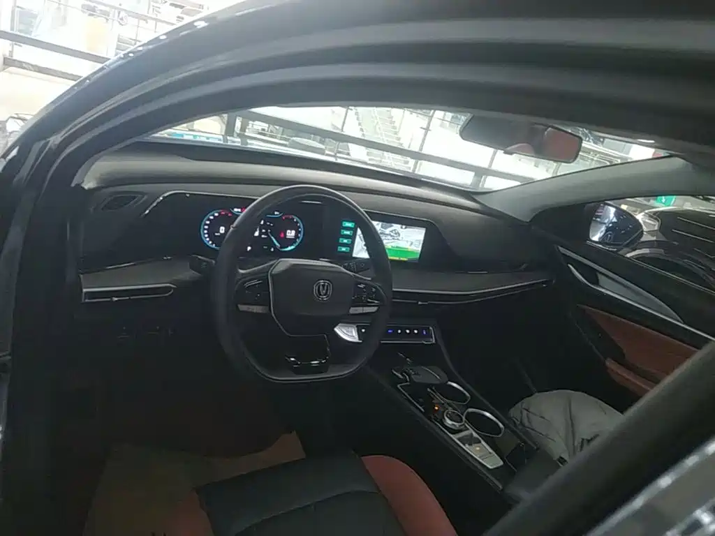 Changan Escape 2023 — фото 10
