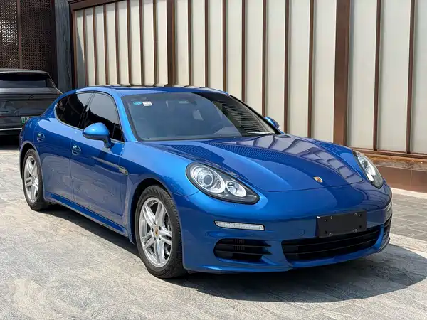 Porsche Panamera 2016
