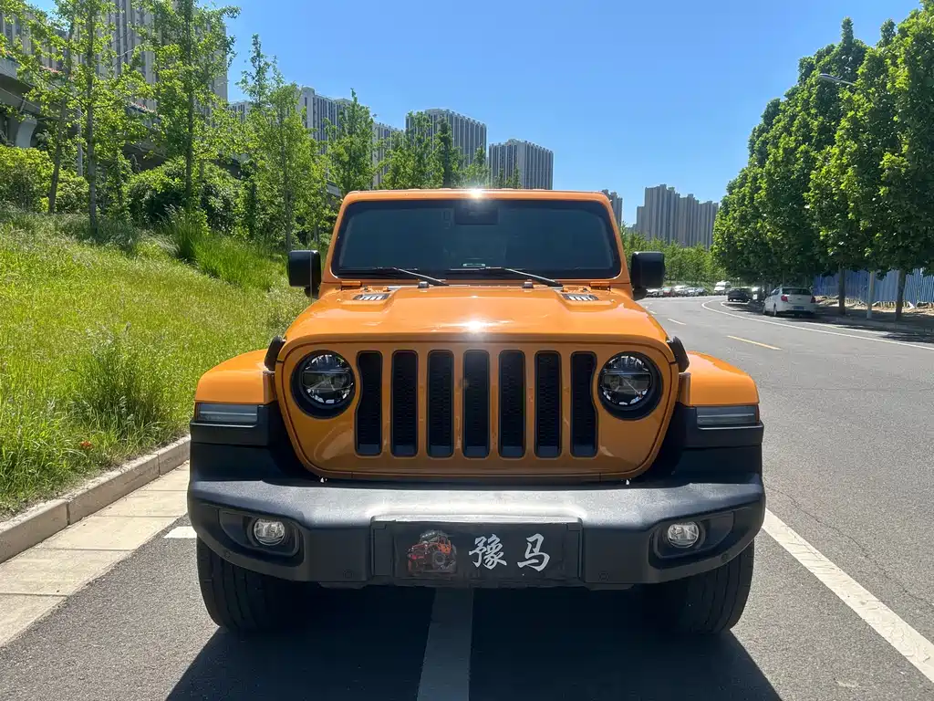 Jeep Wrangler 2021 — фото 2
