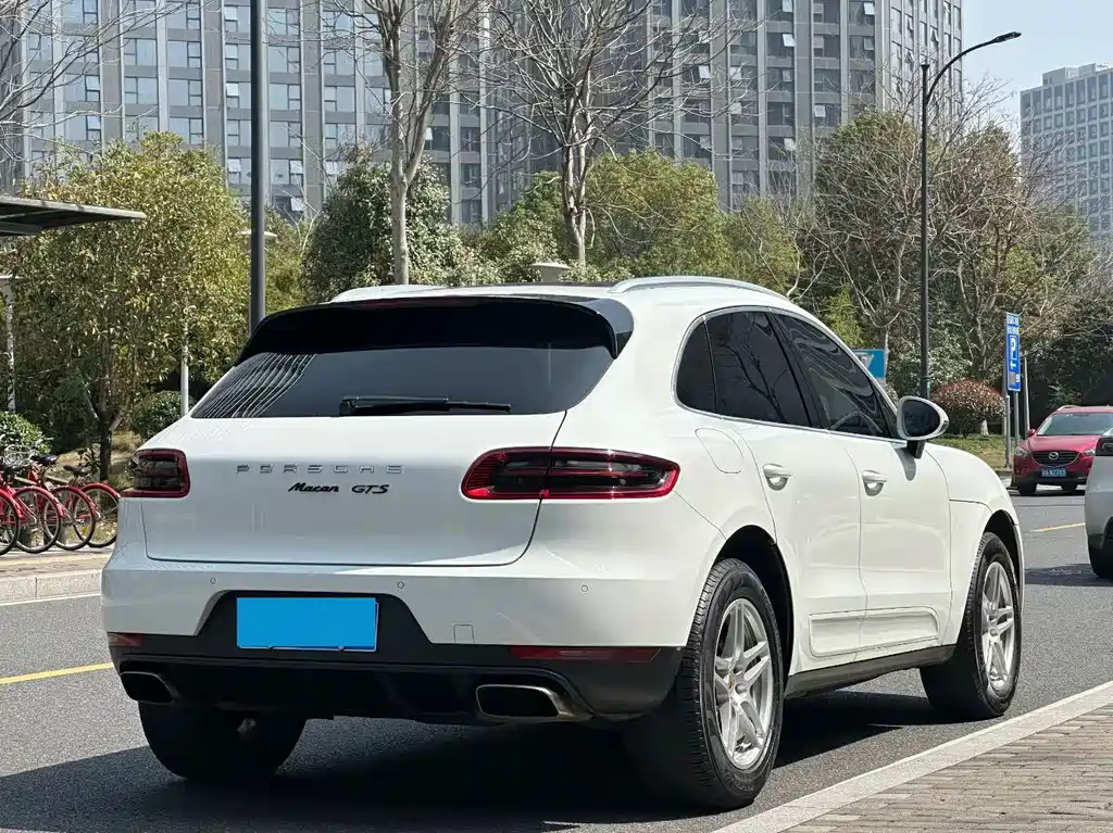 Porsche Macan 2017 — фото 4