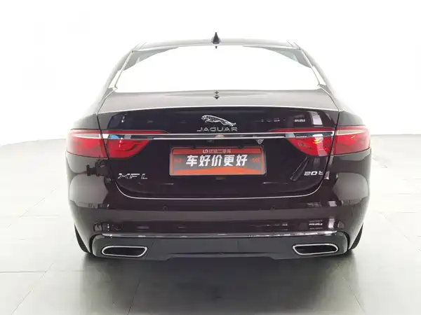 Jaguar XFL 2020
