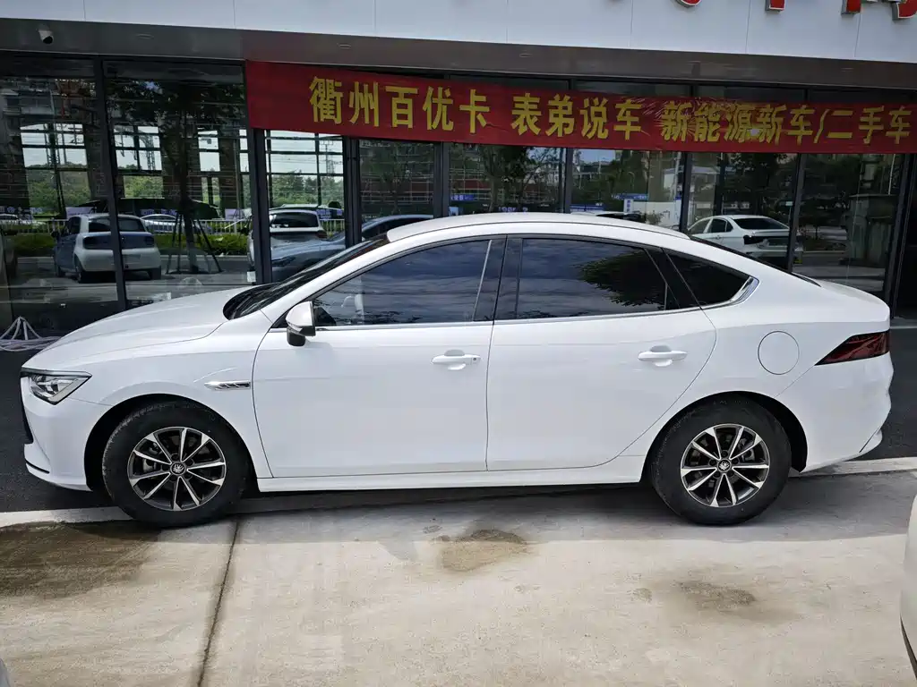 BYD Qin PLUS 2024 — фото 3