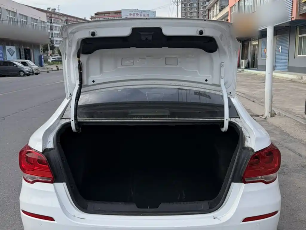Chevrolet Cavalier 2018